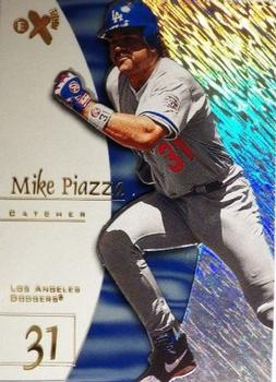 1998 SkyBox E-X2001 #15 Mike Piazza Front