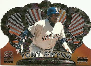 2000 Pacific Crown Royale - Premiere Date #120 Tony Gwynn  Front