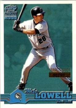 2000 Pacific Paramount - Holo-Green #97 Mike Lowell  Front
