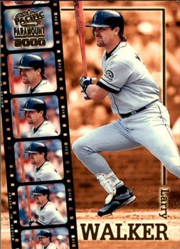 2000 Pacific Paramount - Season in Review #10 Larry Walker  Front