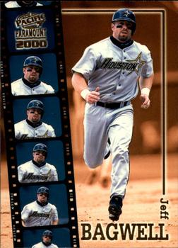2000 Pacific Paramount - Season in Review #11 Jeff Bagwell  Front