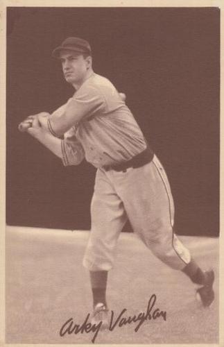 1939 Goudey Premiums (R303-A) #NNO Arky Vaughan Front