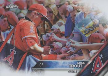 2016 Topps Chrome #1 Mike Trout Front