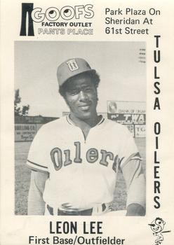1976 Goof's Pants Tulsa Oilers #12 Leon Lee Front