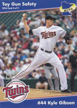 2016 Minnesota Twins Police #4 Kyle Gibson Front
