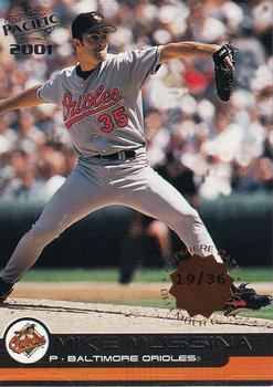 2001 Pacific - Premiere Date #58 Mike Mussina  Front