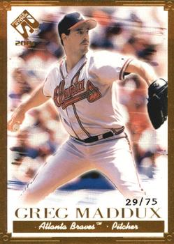 2001 Pacific Private Stock - Gold Portraits #14 Greg Maddux  Front