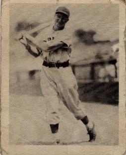 1939 Play Ball #112 Paul Waner Front