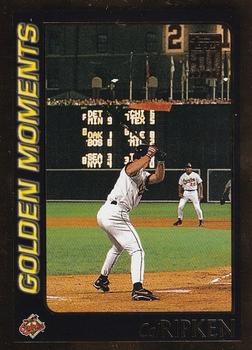 2001 Topps - Gold #384 Cal Ripken Jr. Front