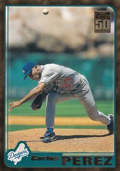 2001 Topps - Gold #530 Carlos Perez Front