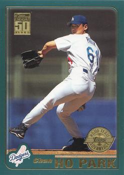 2001 Topps - Home Team Advantage #424 Chan Ho Park Front