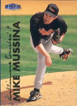 1999 Fleer Tradition #154 Mike Mussina Front