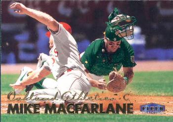 1999 Fleer Tradition #458 Mike Macfarlane Front