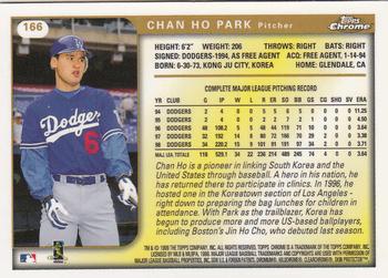1999 Topps Chrome #166 Chan Ho Park Back