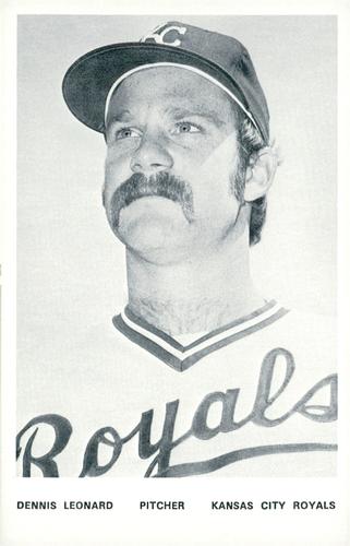1976 Kansas City Royals Photocards #NNO Dennis Leonard Front