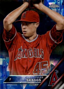 2016 Topps - Chrome Sapphire 65th Anniversary Edition #669 Tyler Skaggs Front
