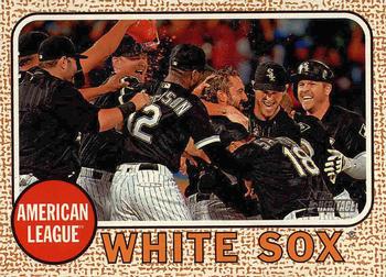2017 Topps Heritage #147 Chicago White Sox Front