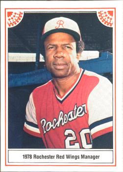 1983 ASA The Frank Robinson Story - Autographed Red Border #11 Frank Robinson Front