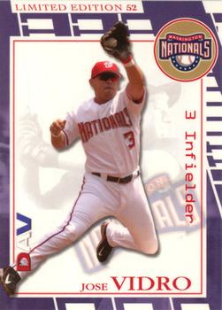 2006 DAV Major League #52 Jose Vidro Front