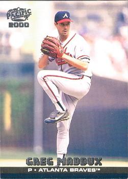 2000 Pacific #42 Greg Maddux Front