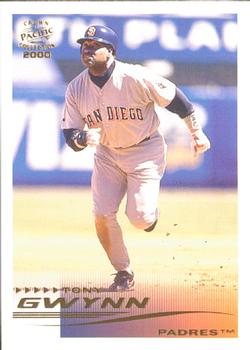 2000 Pacific Crown Collection #239 Tony Gwynn Front