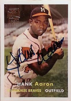2002 Topps Archives - Autographs #TAA-HA Hank Aaron Front