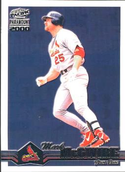 2000 Pacific Paramount #198 Mark McGwire Front