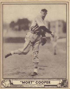 1940 Play Ball #113 Mort Cooper Front