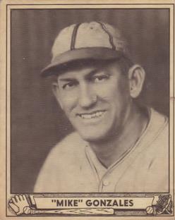 1940 Play Ball #115 Mike Gonzales Front