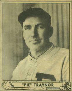 1940 Play Ball #224 Pie Traynor Front