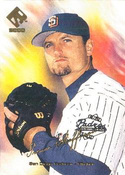 2000 Pacific Private Stock #125 Trevor Hoffman Front