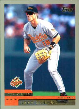 2000 Topps #8 Jeff Conine Front