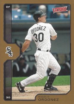 2002 Upper Deck Victory - Gold #201 Magglio Ordonez Front