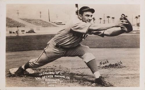 1939 Orcajo Cincinnati Reds Postcards (PC786) #NNO Frank McCormick Front