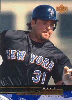 2000 Upper Deck #437 Mike Piazza Front