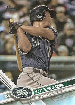 2017 Topps - Rainbow Foil #652 Kyle Seager Front