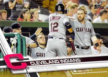 2017 Topps - Gold #122 Cleveland Indians Front