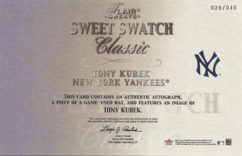 2003 Flair Greats - Sweet Swatch Classic Bat Image Autographs #NNO Tony Kubek Back