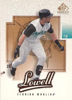 2001 SP Game Bat #72 Mike Lowell Front