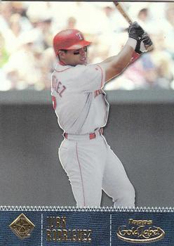 2001 Topps Gold Label #39 Ivan Rodriguez Front