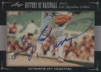 2012 Leaf Cut Signature History of Baseball #NNO Gaylord Perry Front