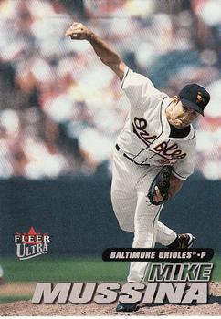 2001 Ultra #33 Mike Mussina Front