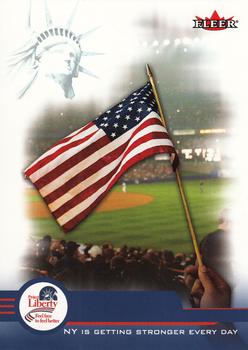 2002 Fleer Project Liberty New York Mets #15 U.S. Flag at Shea Front