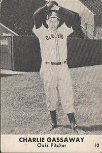 1948 Smith's Oakland Oaks #10 Charlie Gassaway Front
