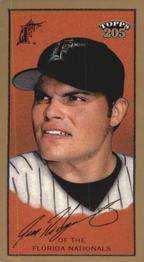 2003 Topps 205 - Sovereign Green #10 Ivan Rodriguez Front
