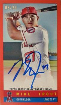 2017 Topps Archives - 1959 Bazooka Baseball Autographs Soft Red #59BA-MT Mike Trout Front
