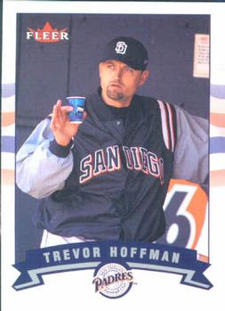 2002 Fleer #187 Trevor Hoffman Front