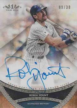 2017 Topps Tier One - Prime Performers Autographs #PPA-RY Robin Yount Front