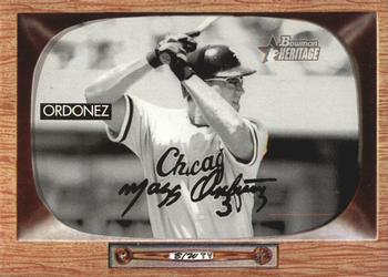 2004 Bowman Heritage - Black and White #25 Magglio Ordonez Front