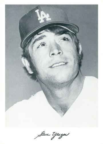 1976 Danny Goodman Los Angeles Dodgers #NNO Steve Yeager Front